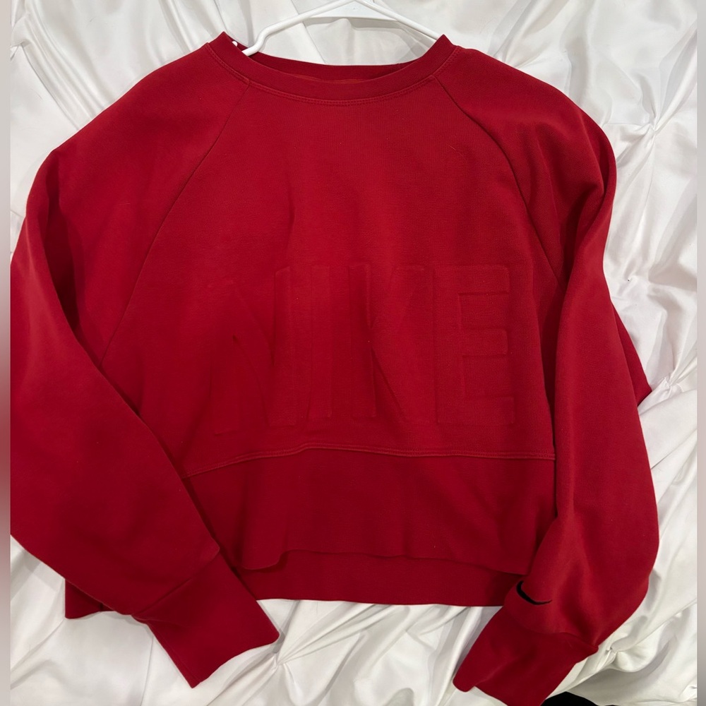 NIKE SWEATSHIRT